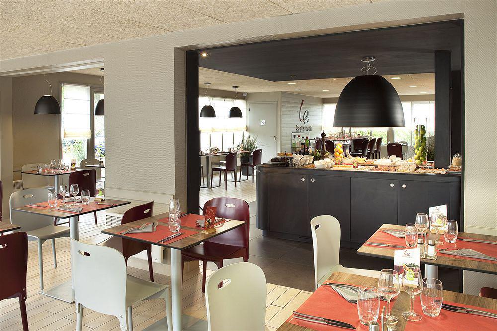 Campanile Grenoble Nord - Saint-Egreve Hotel Restoran gambar
